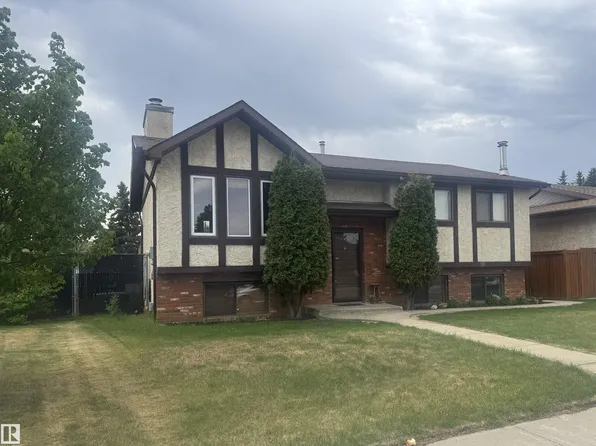 16331 119th St NW, Edmonton, AB T5X 4Z3