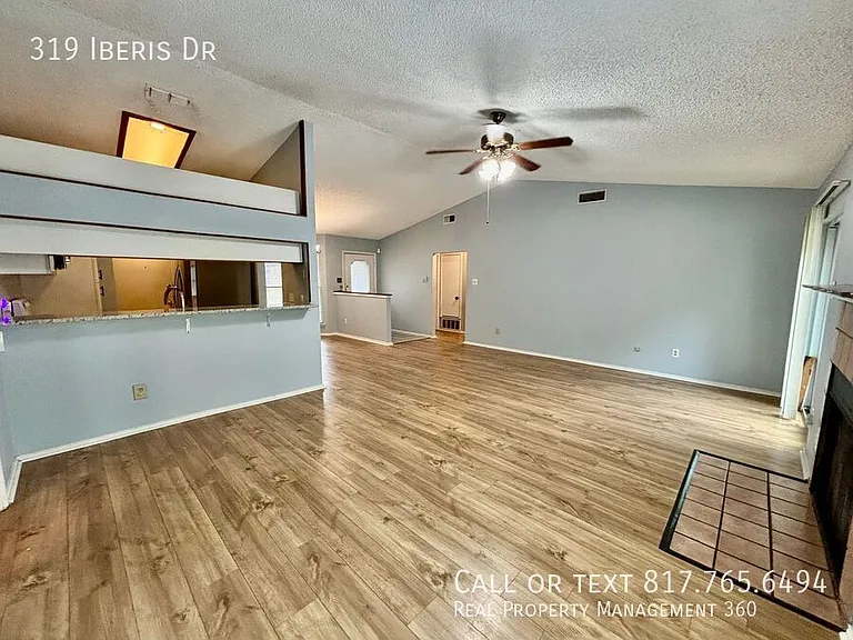 319 Iberis Dr — Photo 10