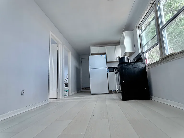 23142 Van Dyke Ave #1 — Photo 11