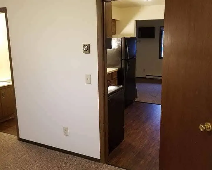 401 Center St #11 — Photo 1