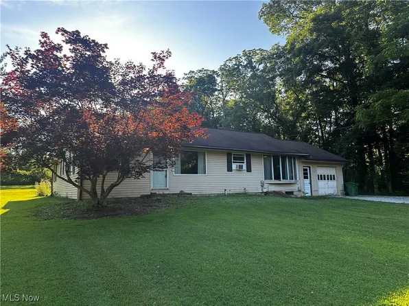 13570 Aquilla Rd, Chardon, OH 44024