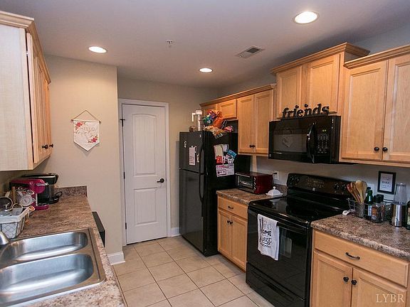 4th image of 102 Capstone Dr Unit 207