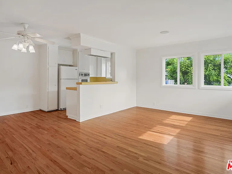 913 20th St #7 — Photo 4