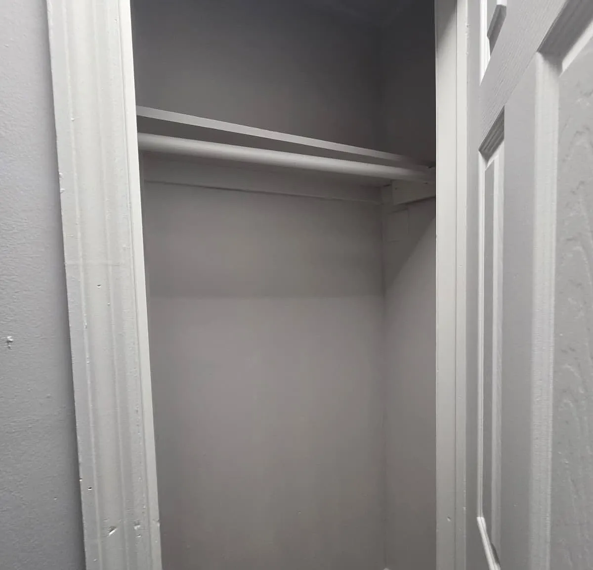 Studio, 1.0 bath, $2,000 — Photo 2