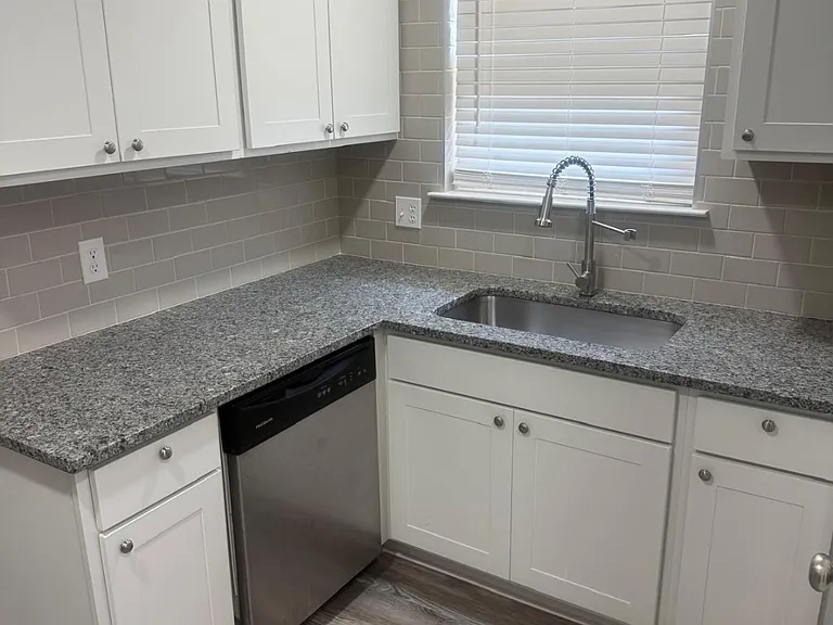 3011 Timothy Ln — Photo 8