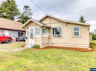 2510 7th St, Tillamook, OR 97141