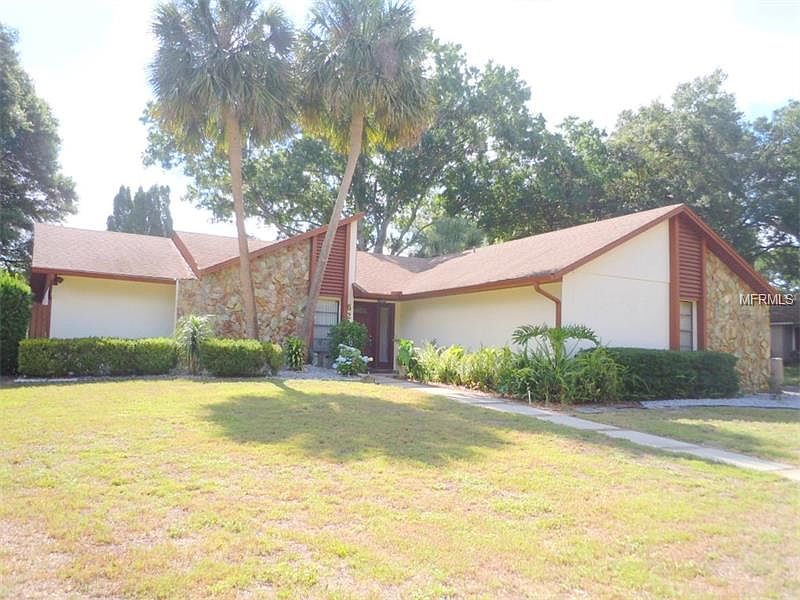 1st image of 6242 Christina Groves Cir W