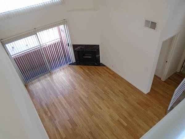 1st image of 1939 Tamarind Ave APT 6