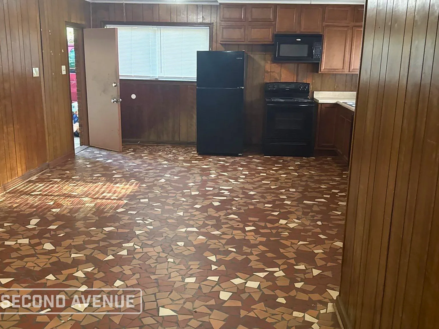 3 bed, 2.0 bath, 1486 sqft, $1,195 — Photo 4