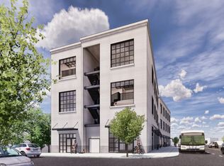 2500 NE Sandy Blvd #201, Portland, OR 97232