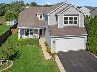 2340 N Salem Ln, Round Lake Beach, IL 60073