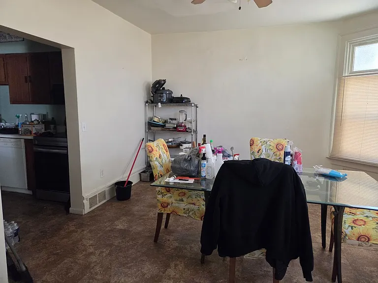 926 Liberty St — Photo 8