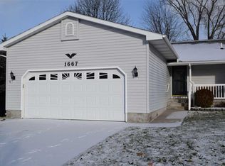 1667 E Gaylord St, Mt Pleasant, MI 48858