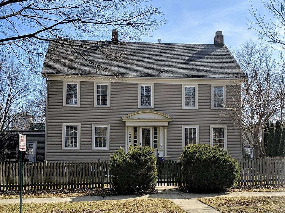 1st image of 2201 E Newton Ave