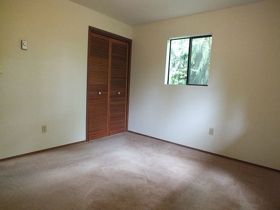 5th image of 4119 172nd St SW