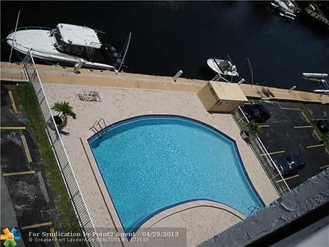 2nd image of 2000 NE 135th St APT 607