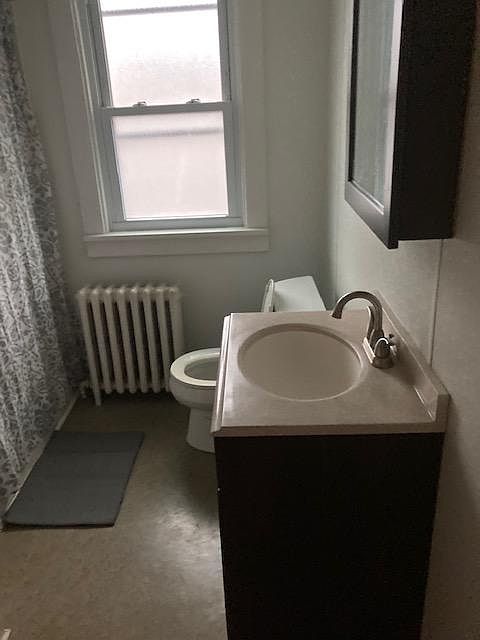 1st image of 82 Chamberlin Dr