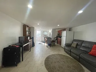 Rented by URBAN UTOPIA REALTY LLC