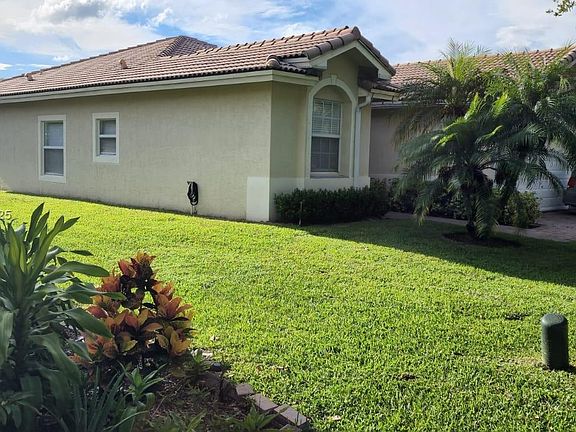 2nd image of 3066 SW 138th Ave