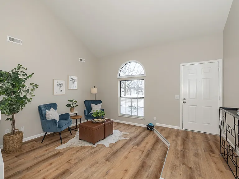 1300 Forest Creek Dr — Photo 27