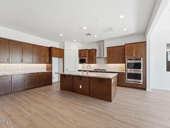 2nd image of 20732 E ARROYO VERDE Drive