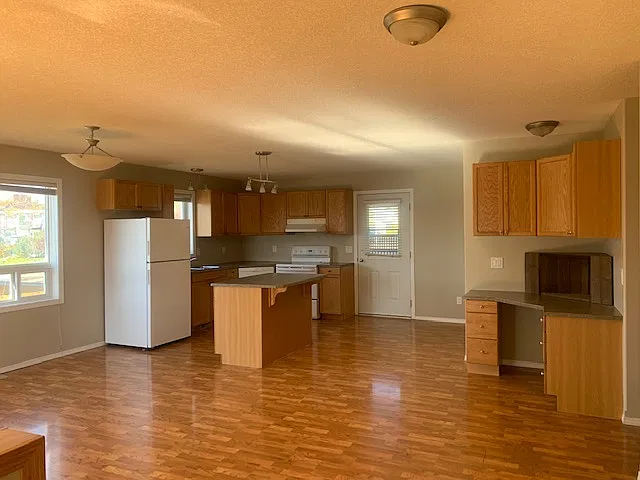 9516 - 103 Avenue Unit B — Photo 4