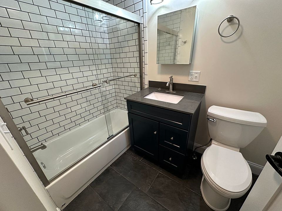 2nd image of 118 Hudson St #16361665C