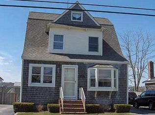 105 Bay Ave, Marshfield, MA 02050