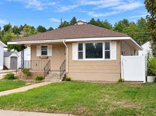 615 Highland Dr, Ogallala, NE 69153