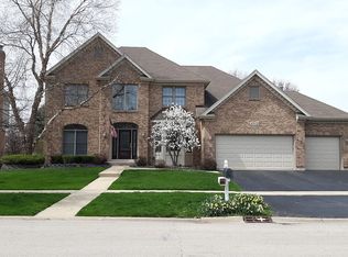 40W028 Margaret Mitchell St, St Charles, IL 60175