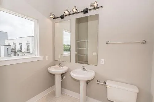 950 Westmere Ave — Photo 19