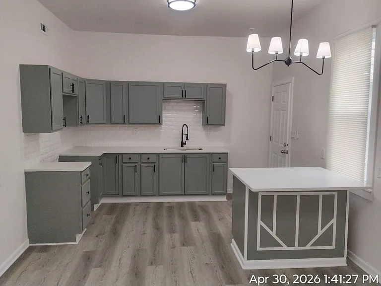 6015 Hosmer Ave — Photo 54