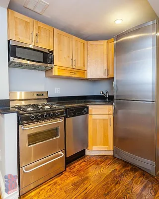 Rented by Centennial Properties NY | media 2