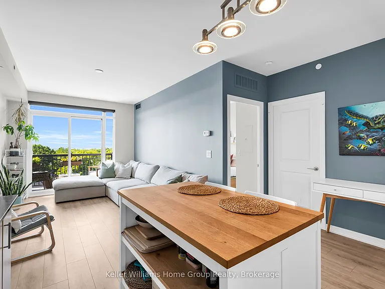 3563 Lake Shore Blvd W #705 — Photo 6