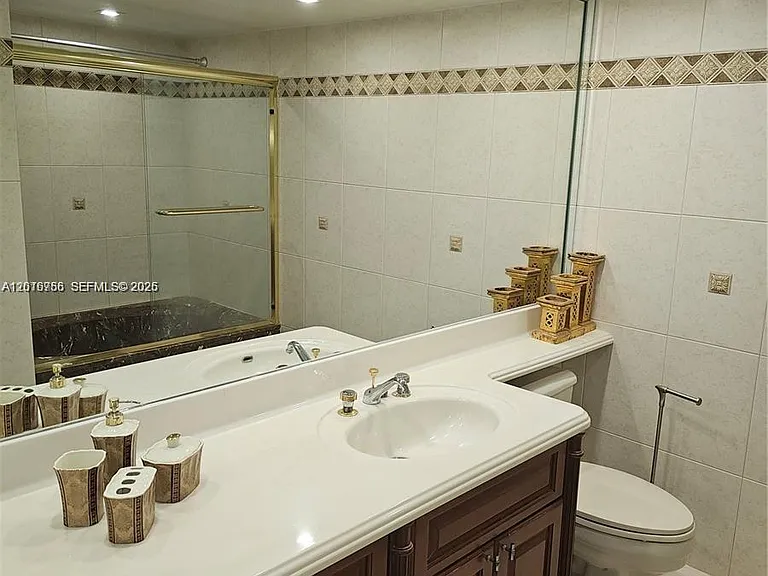 2049 S Ocean Dr #Penthouse 1 — Photo 24