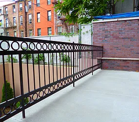 Rented by R New York