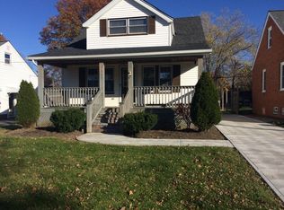 1229 Mayfield Ridge Rd, Mayfield Heights, OH 44124