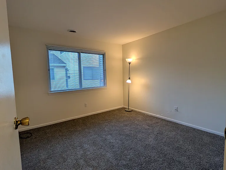 Milrace Dr — Photo 7