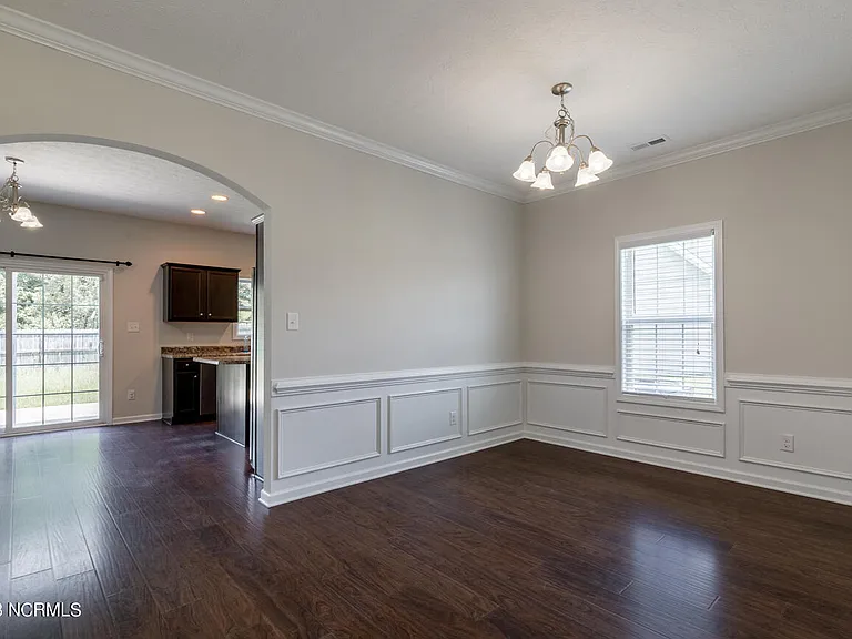 3118 Bettye Gresham Ln — Photo 6