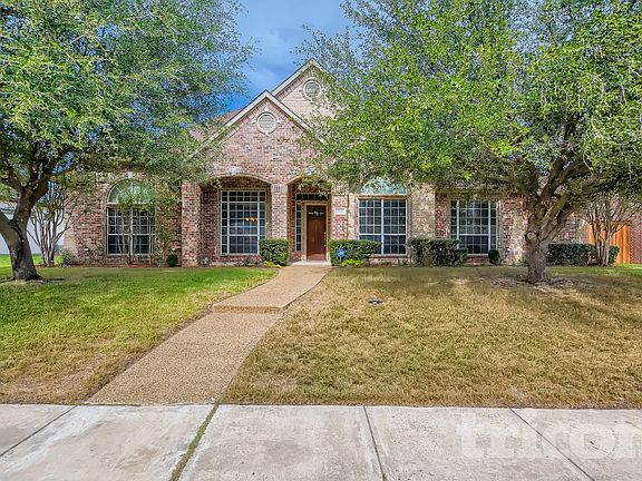 2nd image of 1529 Rusticwood Dr