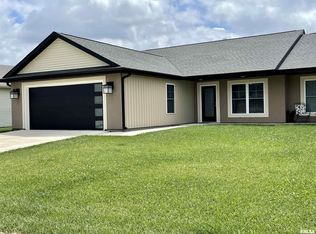 3820 Sugar Loaf Dr, Springfield, IL 62711