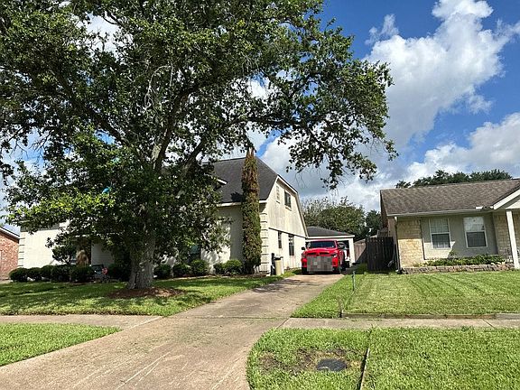 3rd image of 9819 Sagewell Dr