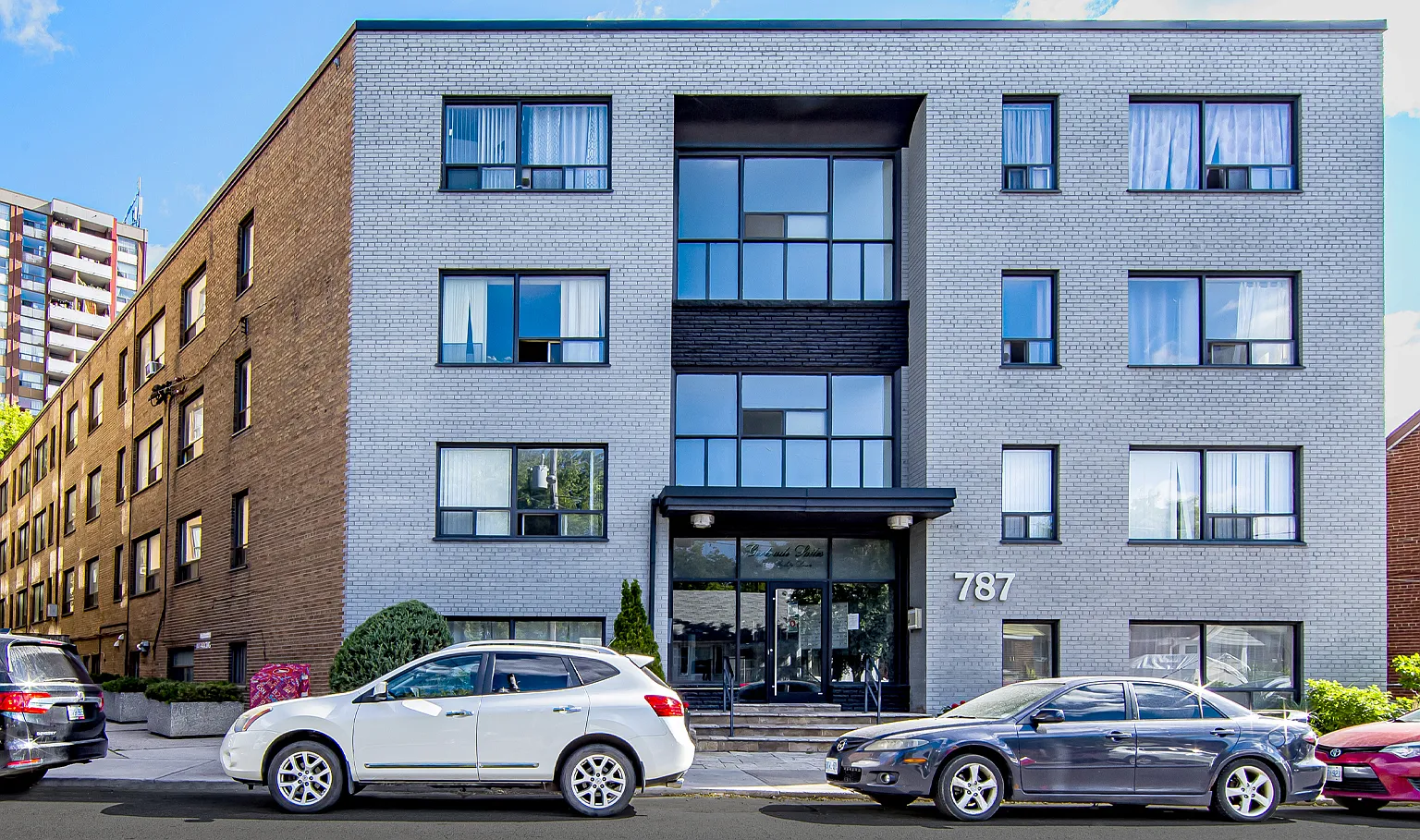 Gertrude Suites — Photo 2