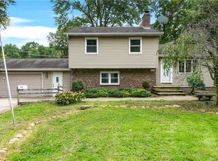 620 Ophelia St, Newton Falls, OH 44444
