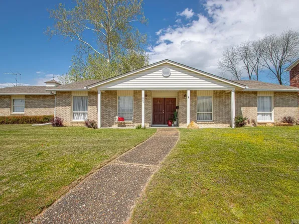 805 Cherry Hill Dr, N Little Rock, AR 72116