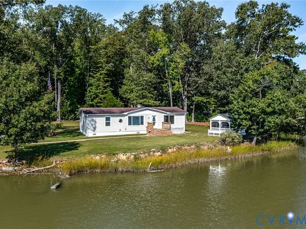 529 Morattico Creek Rd, Farnham, VA 22460