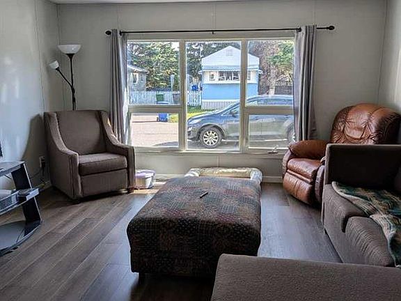 3rd image of 5344 S 76th St #148