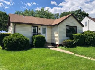 1724 S Carolina Ave, Mason City, IA 50401