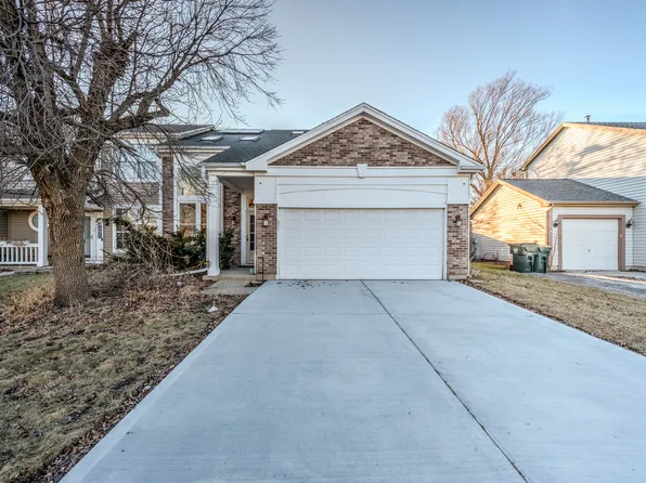 72 N Southport Rd, Mundelein, IL 60060