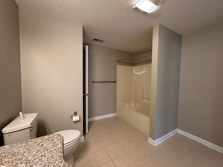 51 Cambridge Cir — Photo 10